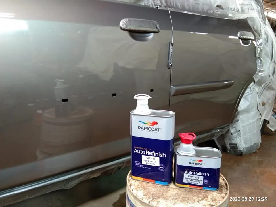 High Thick Film Smooth Mirror Effect Car Paint Automotive Varnish Spraying Automotive Coating